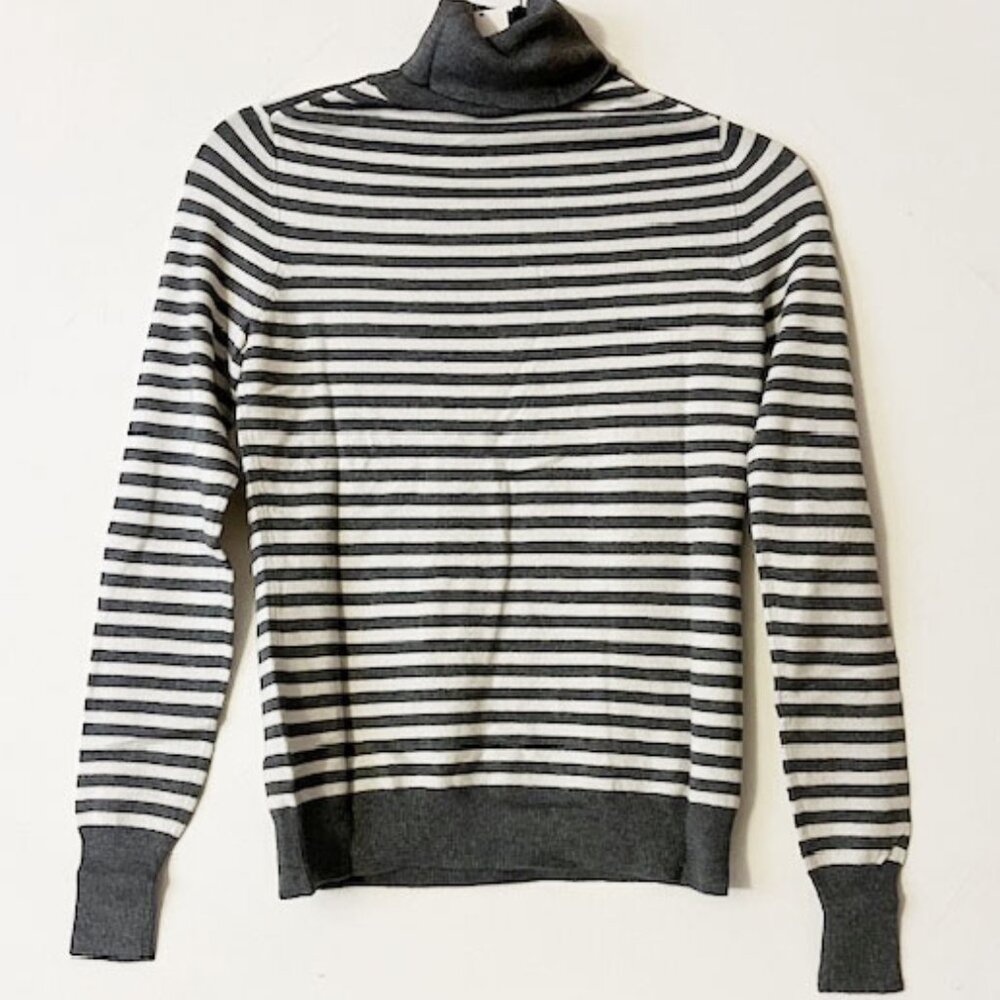 NWT Banana Republic Silk Wool Cashmere Blend Turtleneck Sweater XS Fits 0-2
